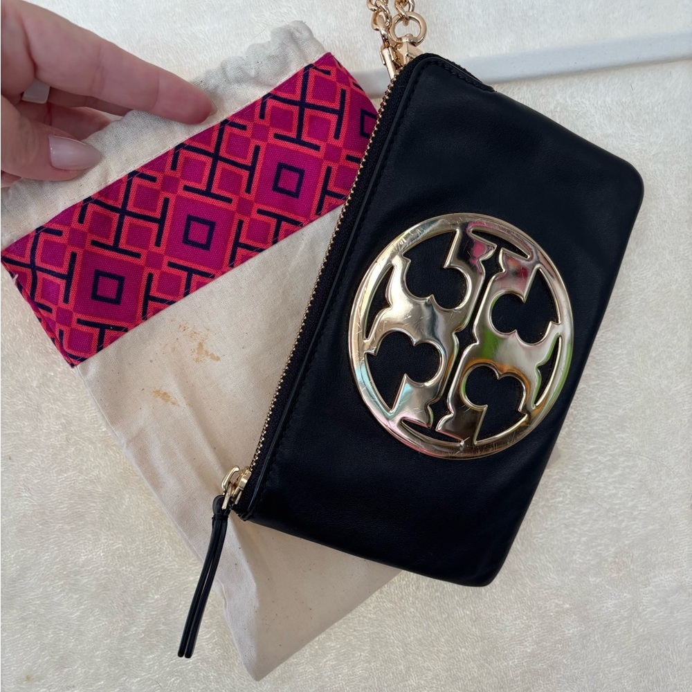Tory Burch Wristlet with Iconic Gold TB Logo - Picture 14 of 14